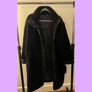Athleta Black Quilted Sherpa Jacket
